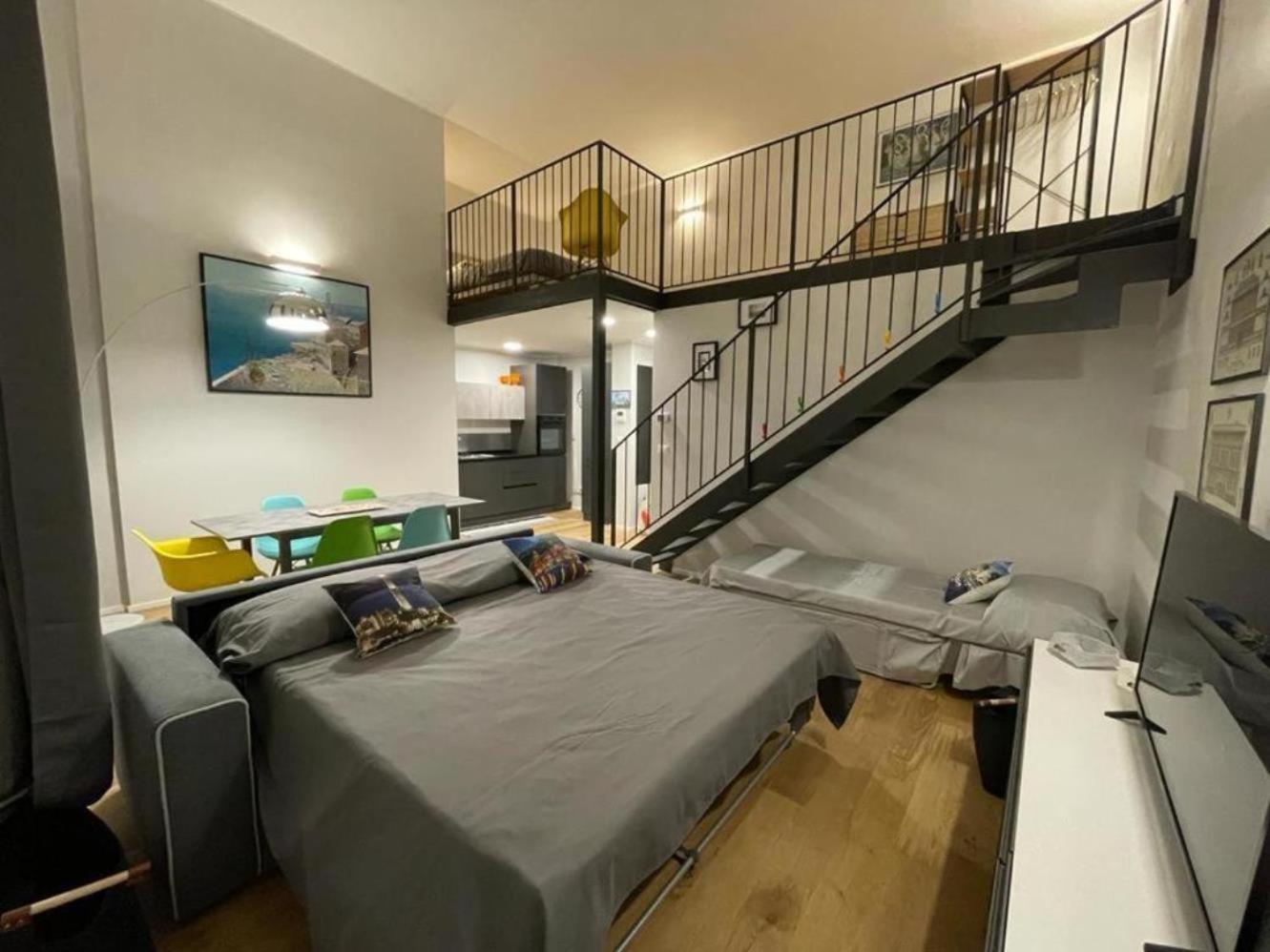 Loft Rolli Lägenhet Genua Exteriör bild